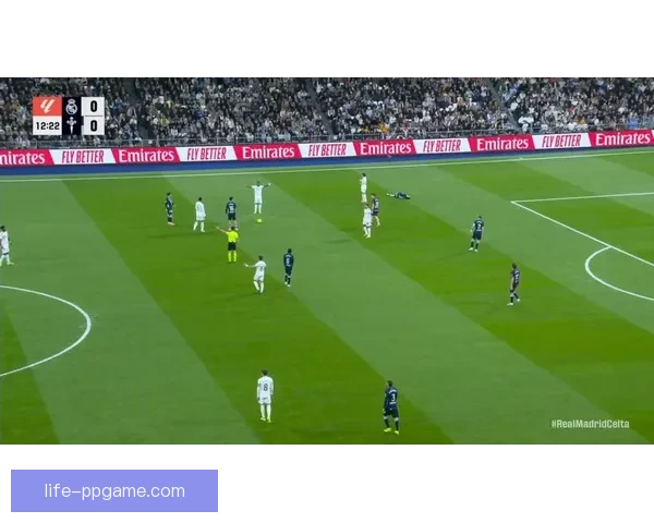 西甲第十三轮爆冷夜埃尔切顽强逼平皇家马德里二比二战平豪门